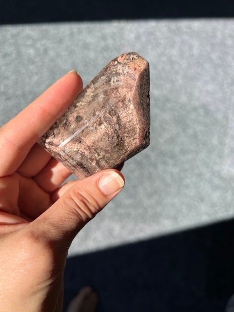 Lodolite Garden Quartz Crystal semi Polish LQ10