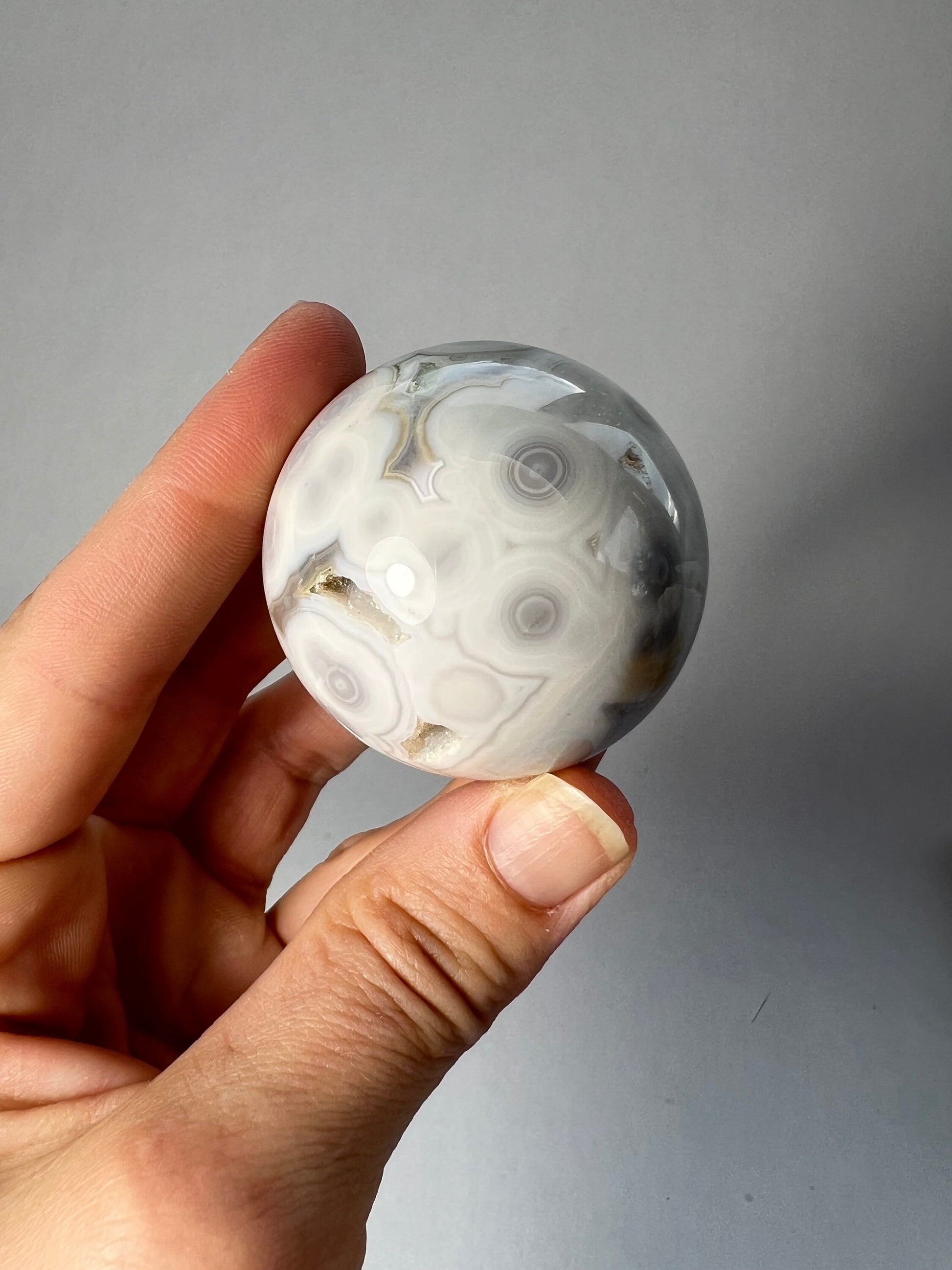 Old Stock Ocean Jasper Sphere / Vein 1-2 sphere / OJS4