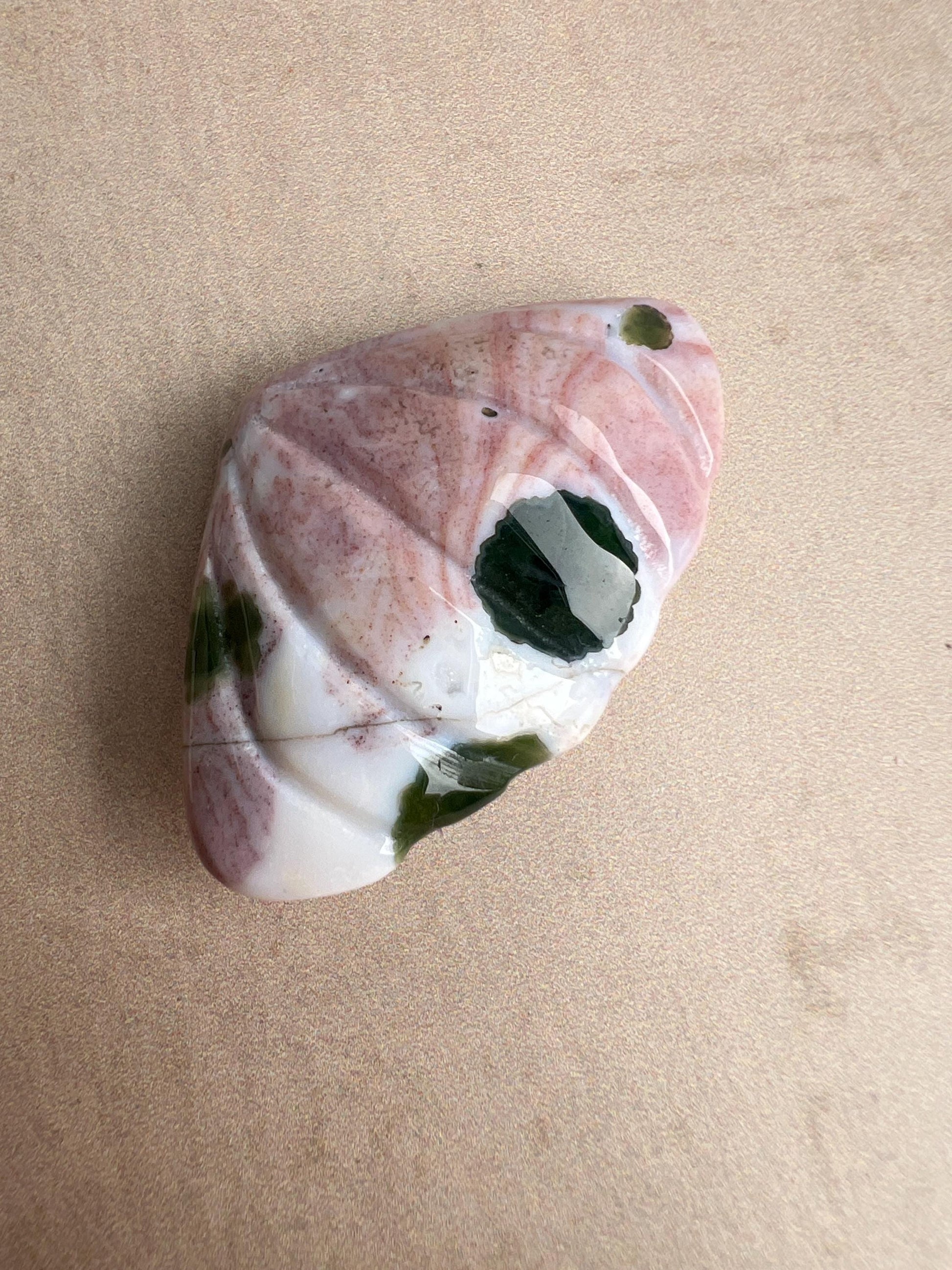 Vein 1 Ocean Jasper Carved Shell / S8