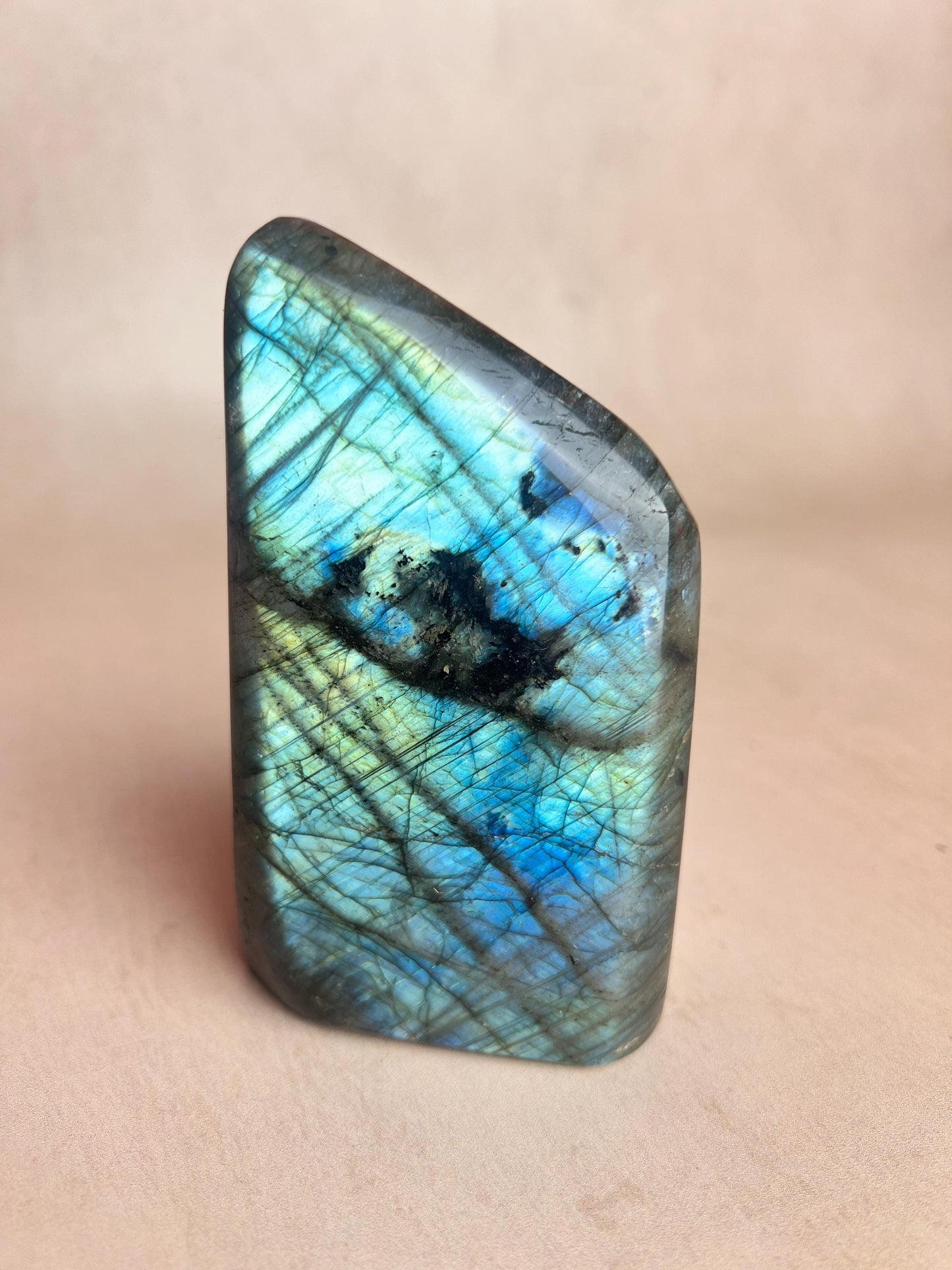 Flashy Labradorite Free Form: Polished Crystal Healing Stone