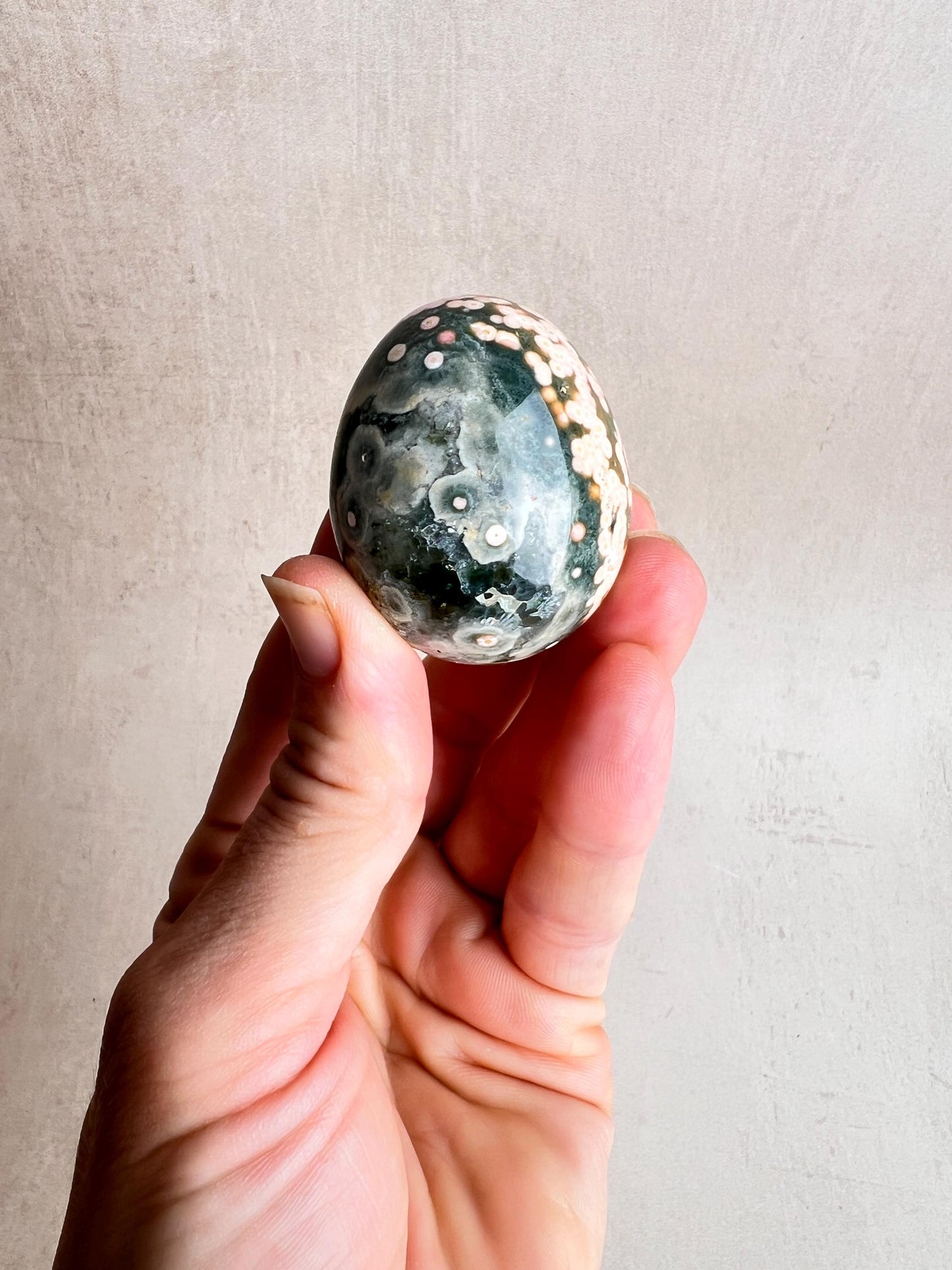 Ocean Jasper Egg: Polished Healing Crystal for Meditation - 45mm