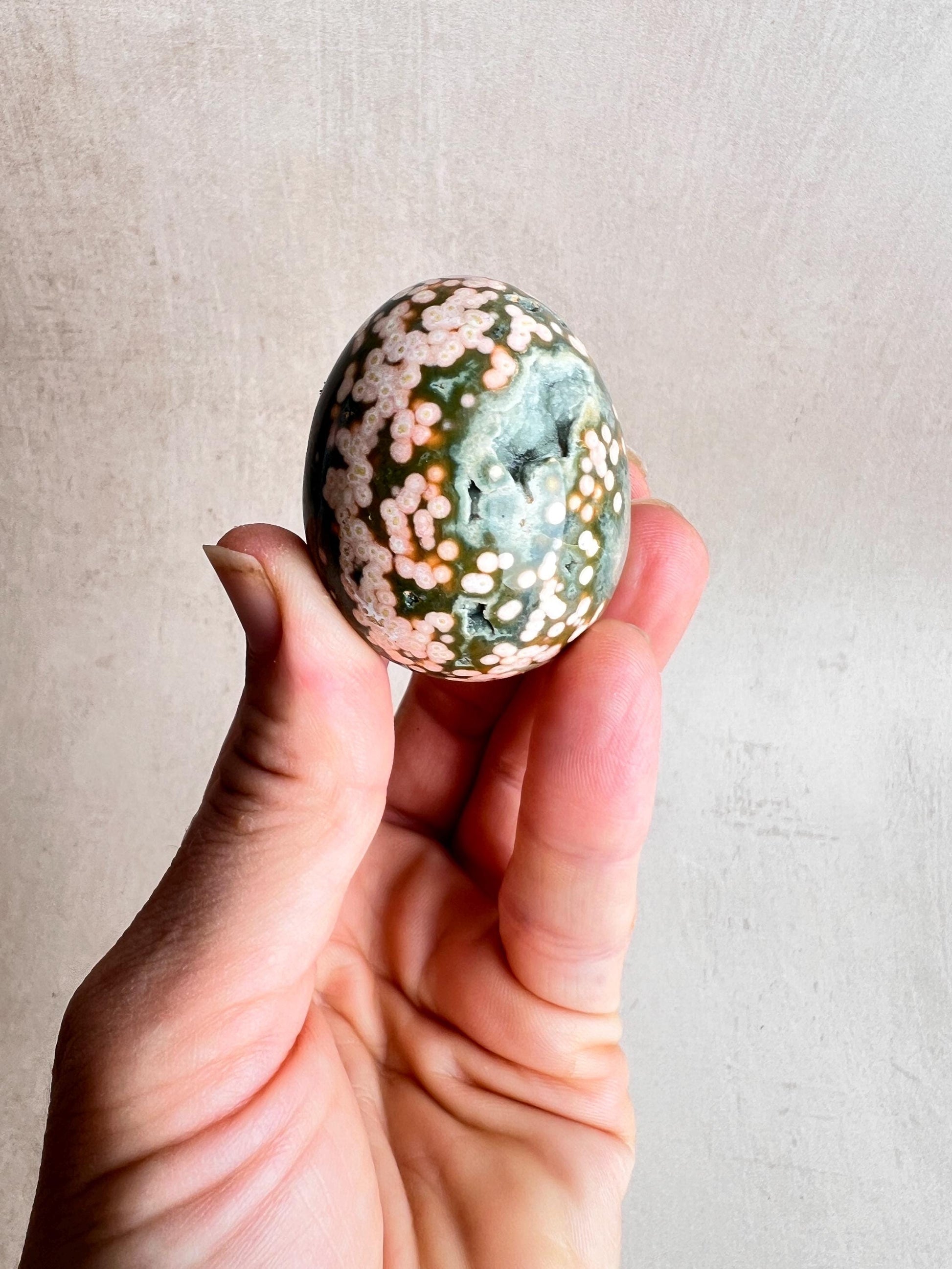 Ocean Jasper Egg: Polished Healing Crystal for Meditation - 45mm