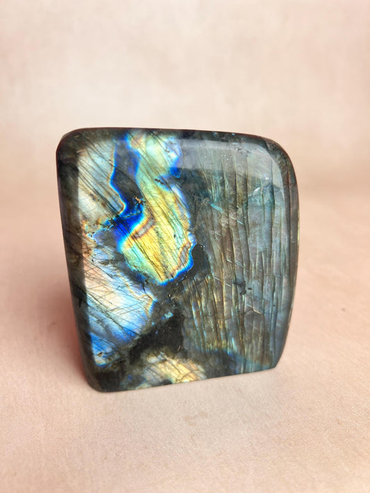 Flashy Blue Labradorite Free Form: Polished Healing Crystal, Spiritual Decor