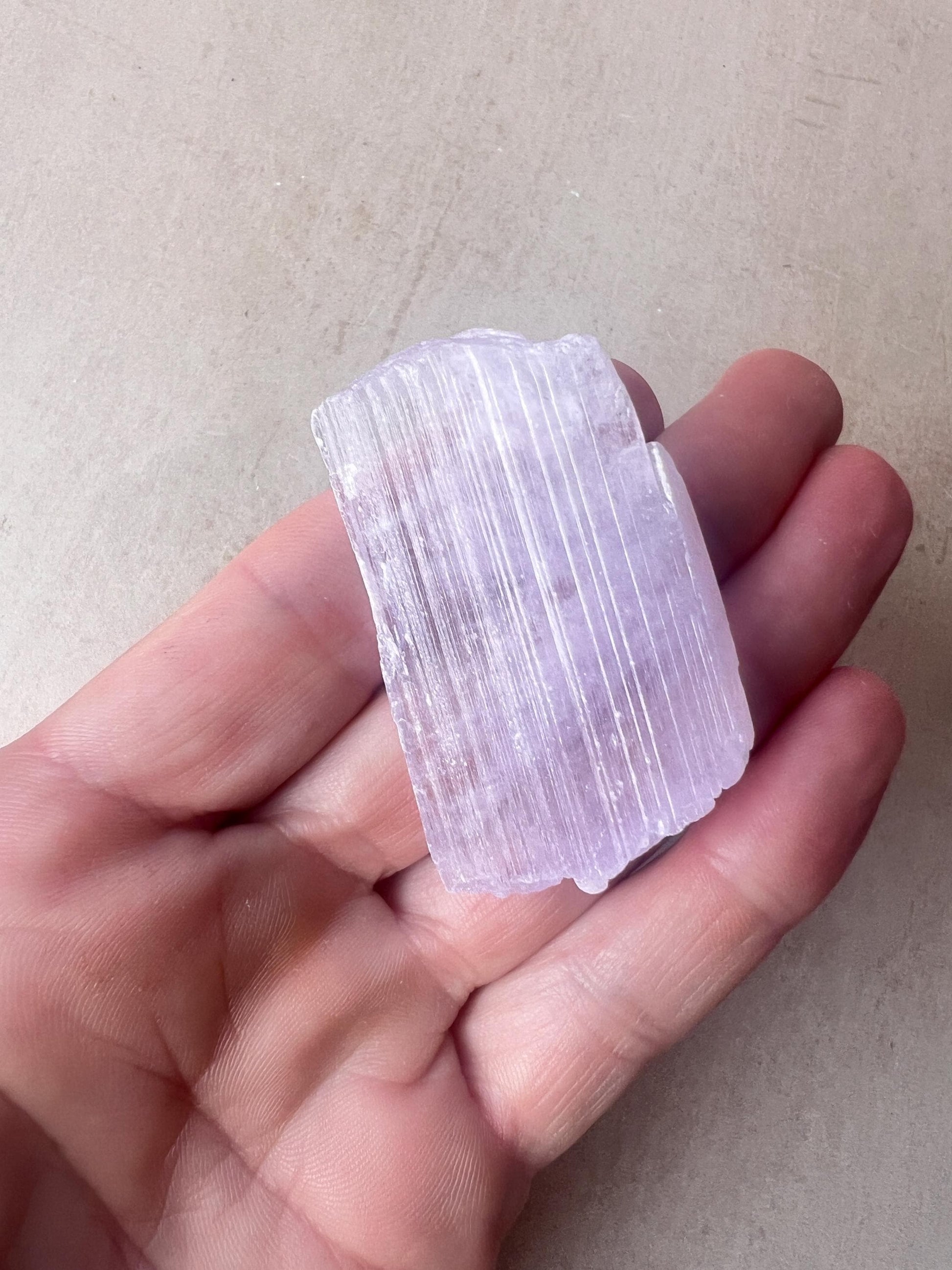 Kunzite Natural Crystal : Violet Spodumene from Afghanistan