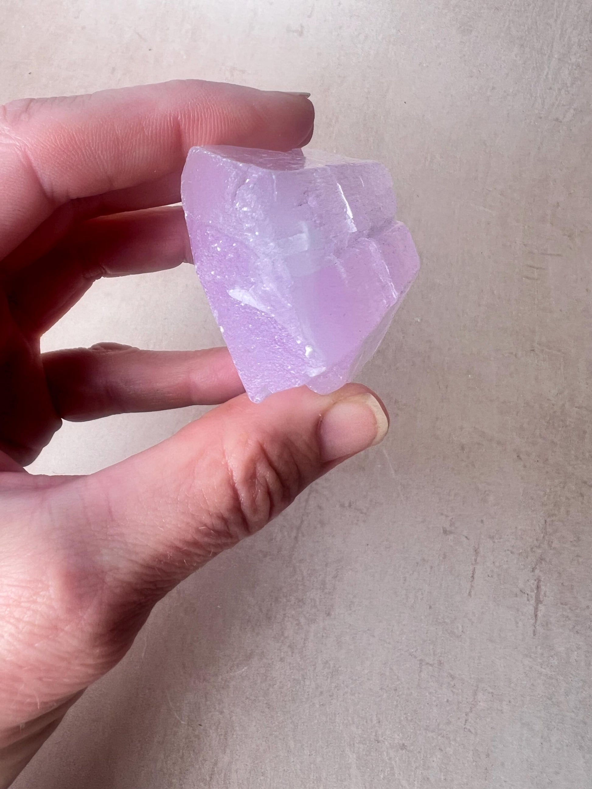 Kunzite Natural Crystal : Large Violet Spodumene from Afghanistan