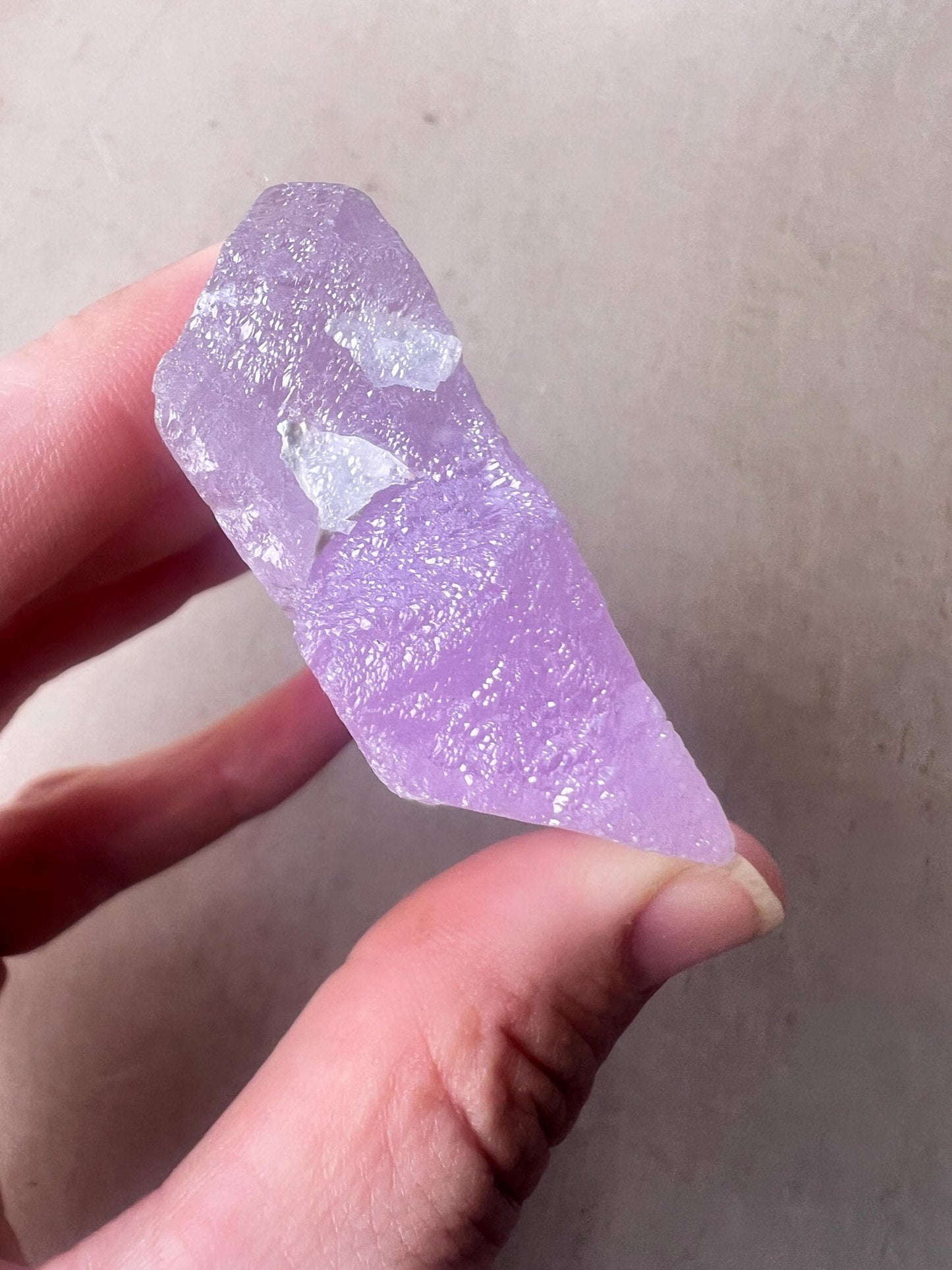 Kunzite Natural Crystal : Large Violet Spodumene from Afghanistan