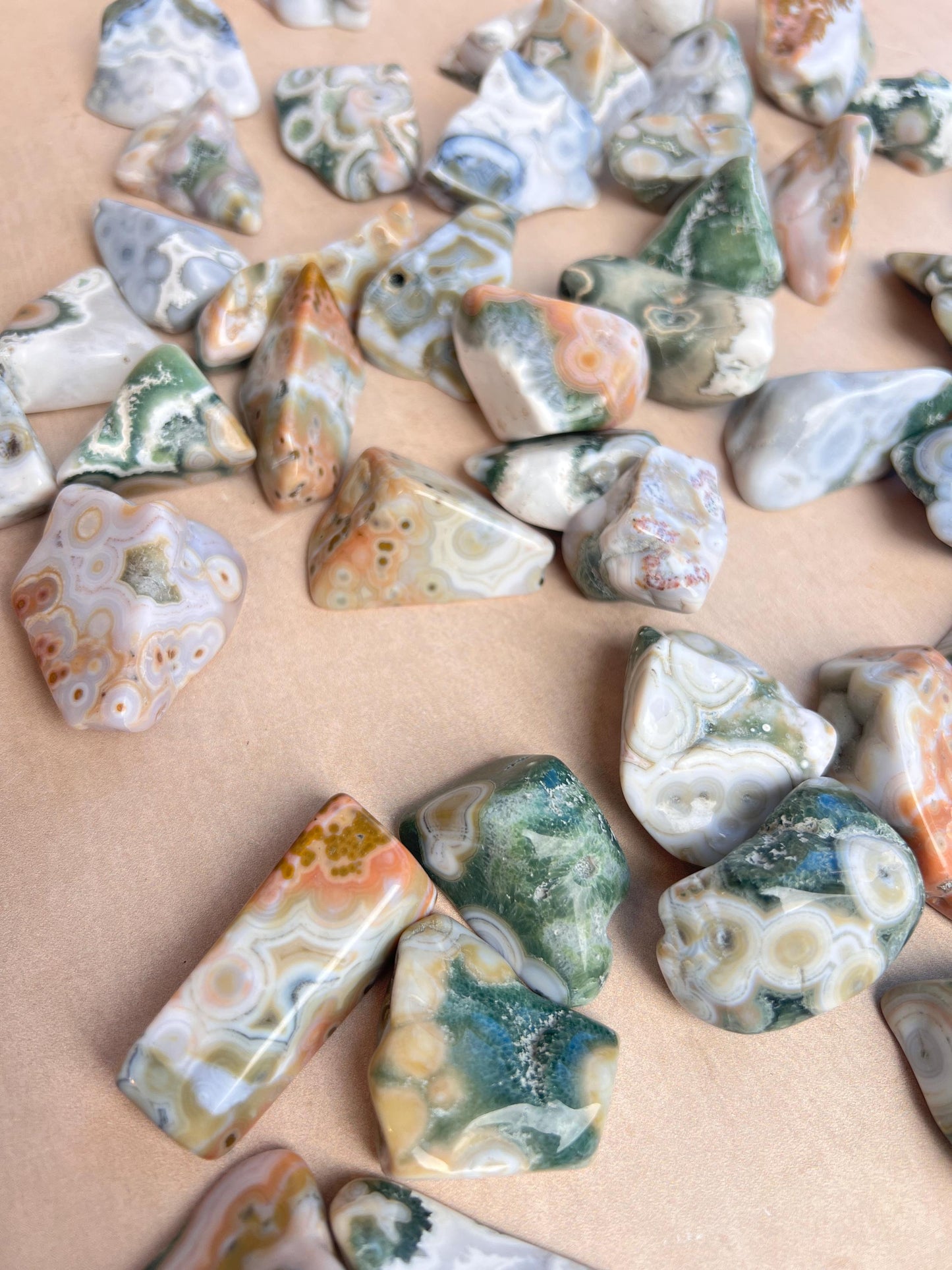 Ocean Jasper Pocket Pieces Vein 8 : High Grade MEDIUM Tumbled Stones