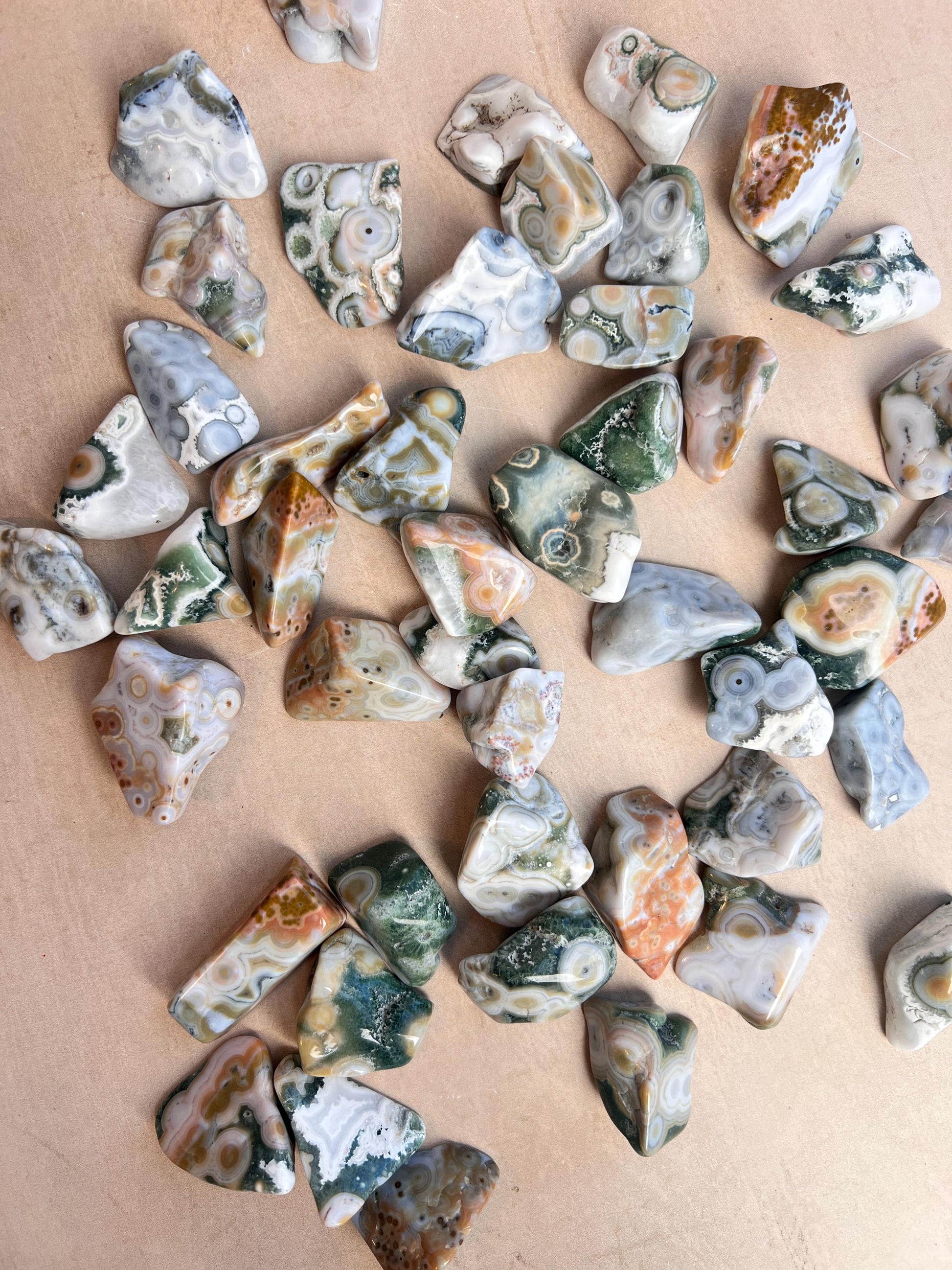 Ocean Jasper Pocket Pieces Vein 8 : High Grade MEDIUM Tumbled Stones