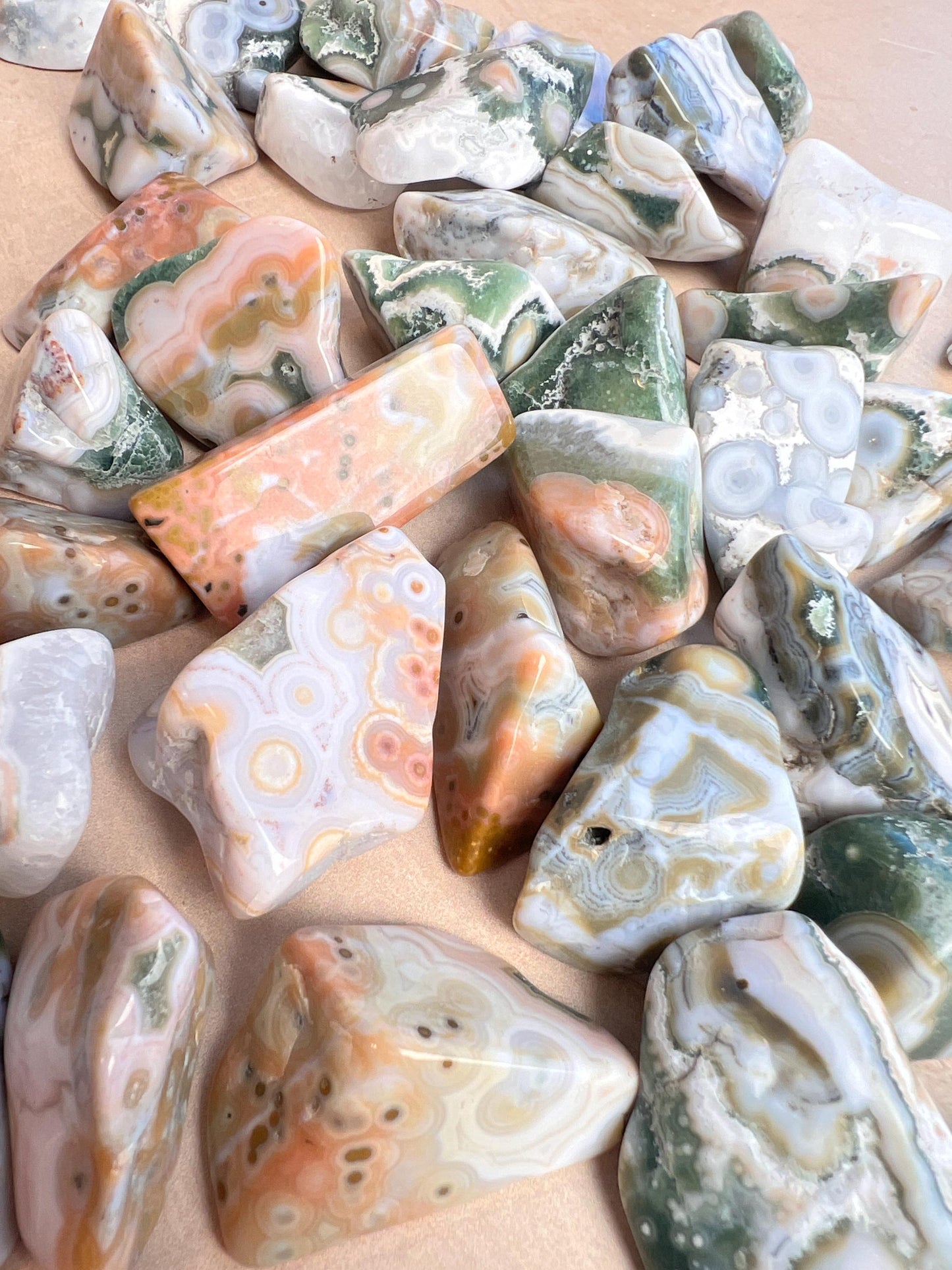 Ocean Jasper Pocket Pieces Vein 8 : High Grade MEDIUM Tumbled Stones