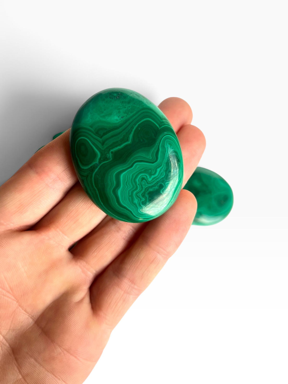 Malachite Flat Small Palm Stones