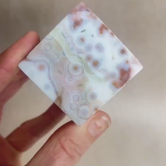 Ocean Jasper Vein 1-2 Cube