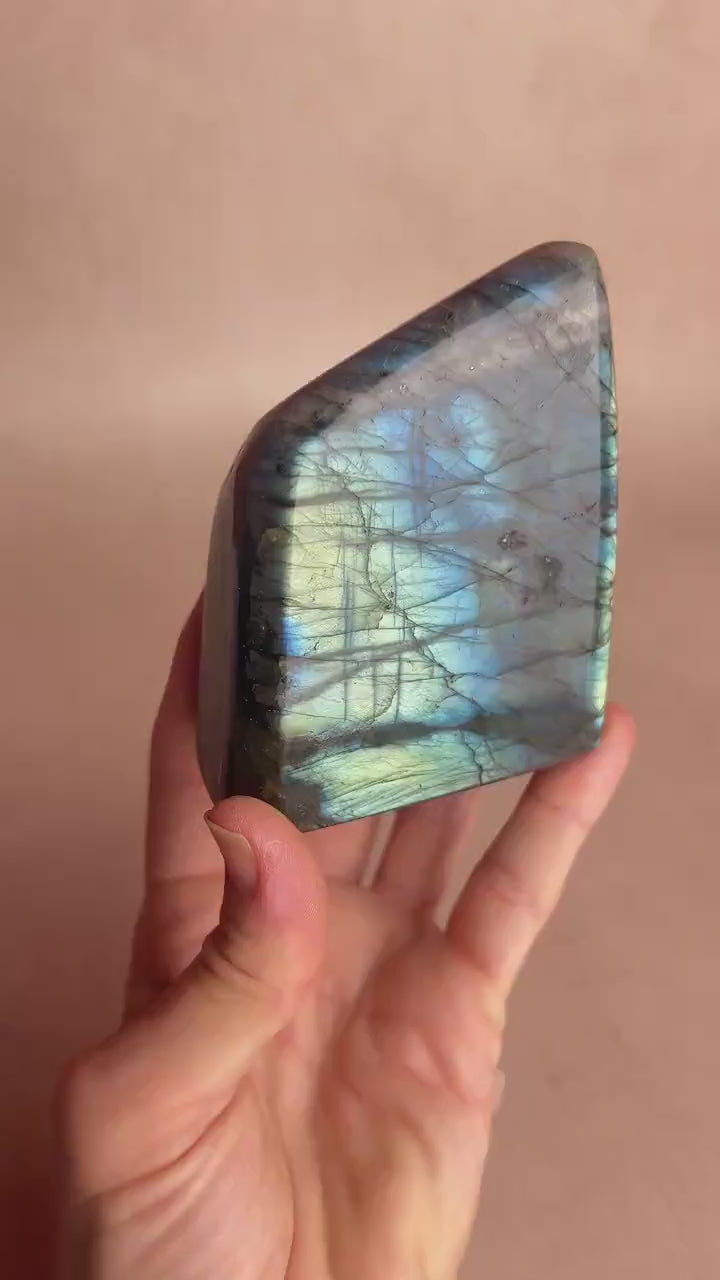 Flashy Labradorite Free Form: Polished Blue Green Crystal, Spiritual Decor