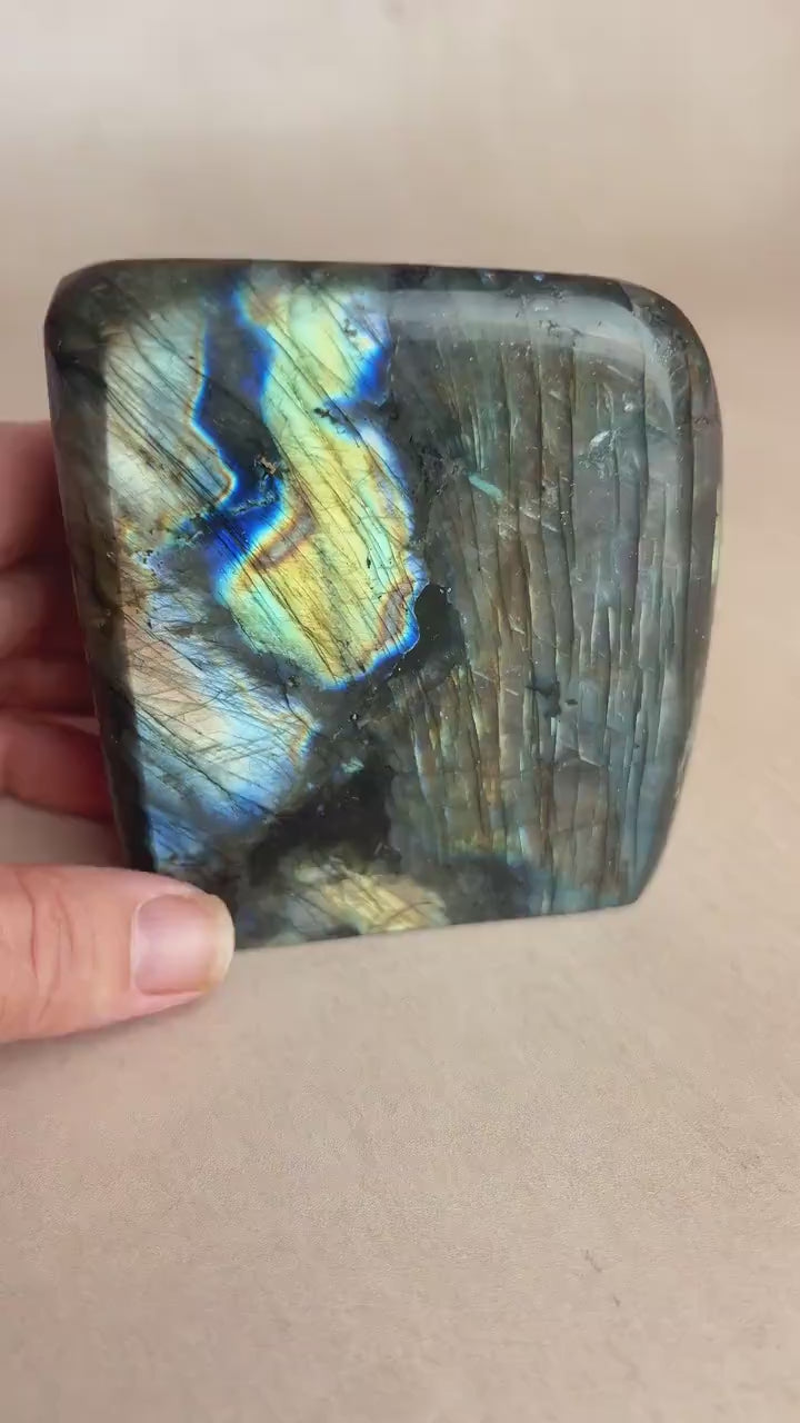 Flashy Blue Labradorite Free Form: Polished Healing Crystal, Spiritual Decor